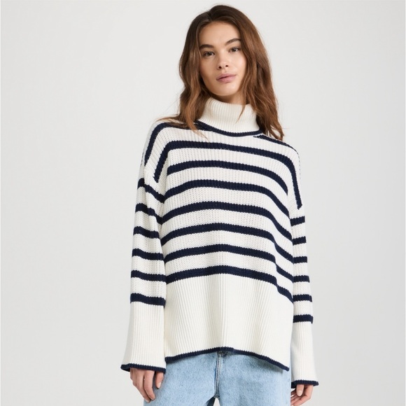 NWT AMO Turtleneck Sweater Sz XS/S - Picture 6 of 6